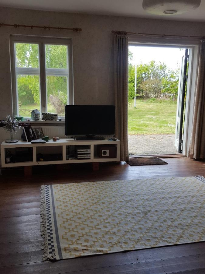Cosy Farmhouse Dobbelt Bedroom Stege Εξωτερικό φωτογραφία